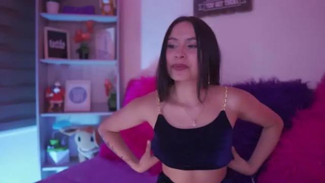 Image 6 of leonela_sam Stream on Chaturbate on 14 months ago