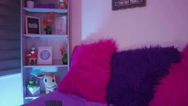Image 7 of leonela_sam Stream on Chaturbate on 14 months ago