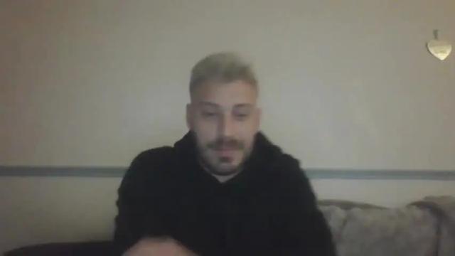 Image 4 of lepetitfeet Stream on Chaturbate on 17 months ago