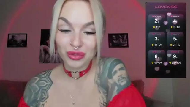 Image 2 of lerika_moore Stream on Chaturbate on 13 months ago