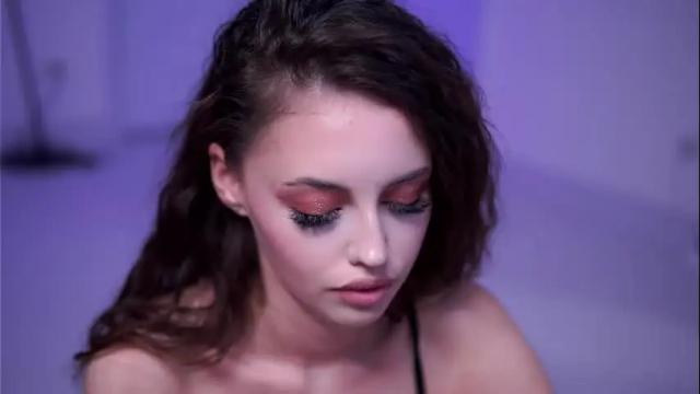Image 12 of lesaismore Stream on Chaturbate on 1 month ago