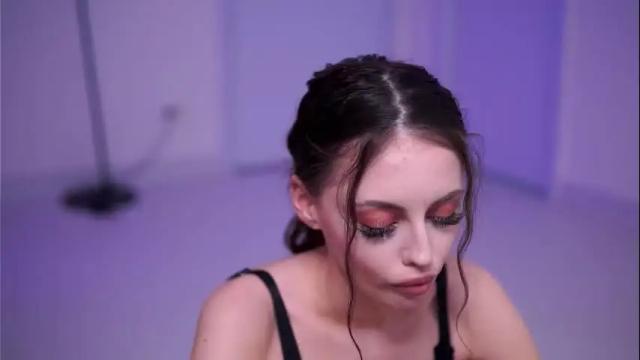 Image 6 of lesaismore Stream on Chaturbate on 28 days ago