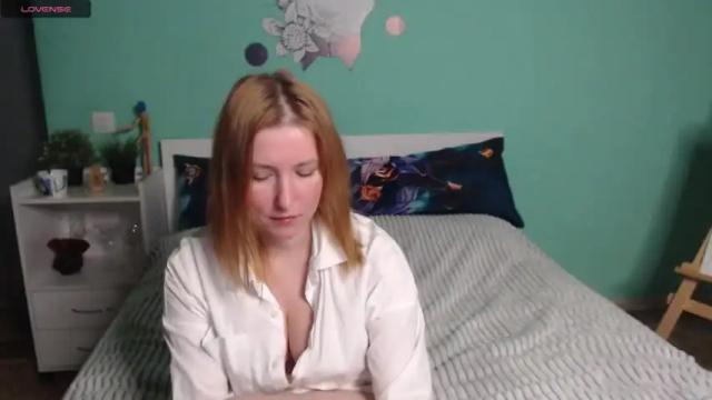 Image 8 of lesanamagic Stream on Chaturbate on 19 months ago