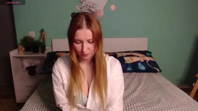 Image 8 of lesanamagic Stream on Chaturbate on 16 months ago