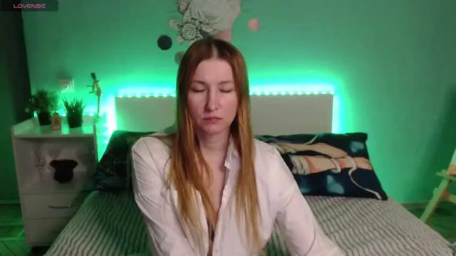 Image 8 of lesanamagic Stream on Chaturbate on 15 months ago