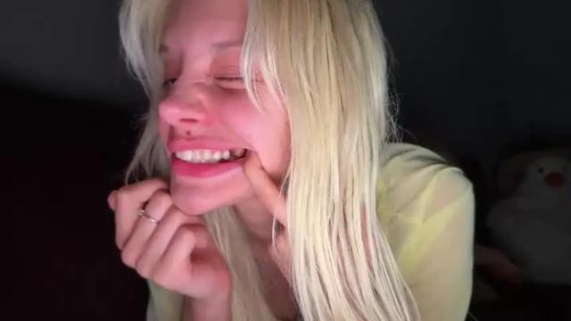 Thumbnail 2, lesi_moonie's Stream at Chaturbate, 1 month ago