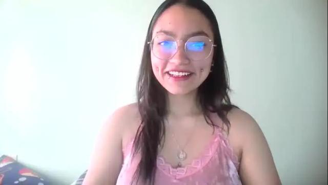 Image 7 of leslie__anderson Stream on Chaturbate on 19 months ago