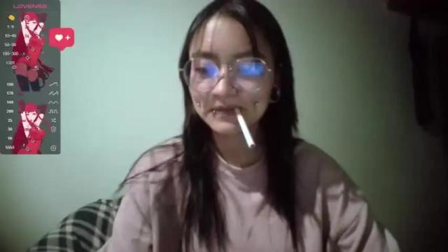 Image 7 of leslie__anderson Stream on Chaturbate on 18 months ago