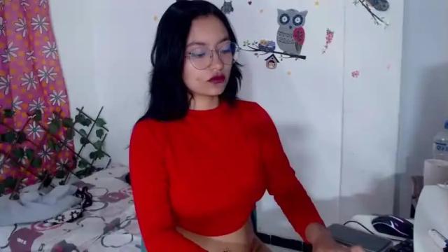 Image 2 of leslie__anderson Stream on Chaturbate on 14 months ago