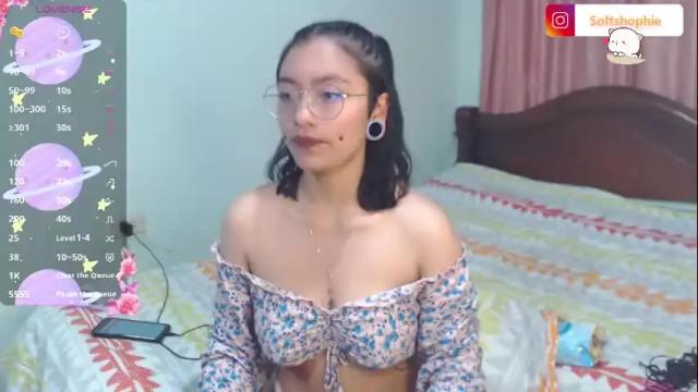 Image 4 of leslie__anderson Stream on Chaturbate on 1 month ago