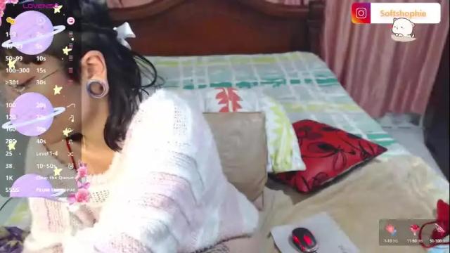 Image 7 of leslie__anderson Stream on Chaturbate on 1 month ago