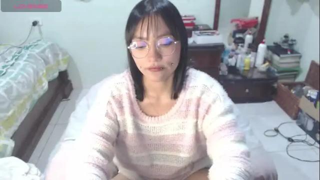 Image 8 of leslie__anderson Stream on Chaturbate on 4 months ago