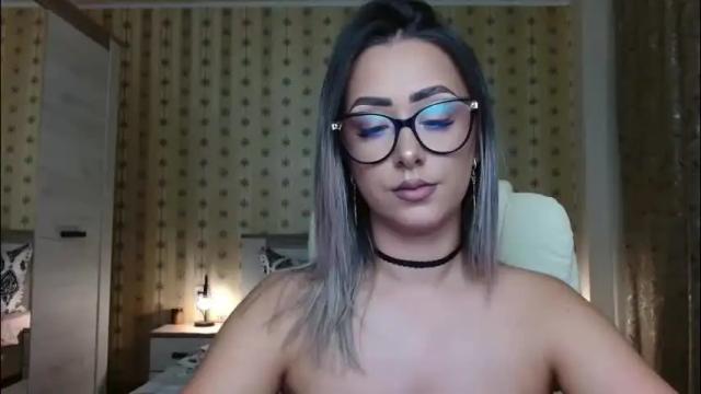 Image 8 of leslie_secret Stream on Chaturbate on 4 days ago