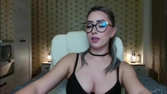 Image 4 of leslie_secret Stream on Chaturbate on 8 days ago