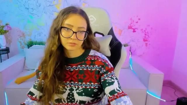 Image 3 of lesliejoneses Stream on Chaturbate on 15 months ago