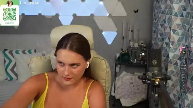 Image 3 of lesliekorfs Stream on Chaturbate on 3 months ago