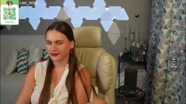 Image 11 of lesliekorfs Stream on Chaturbate on 2 months ago