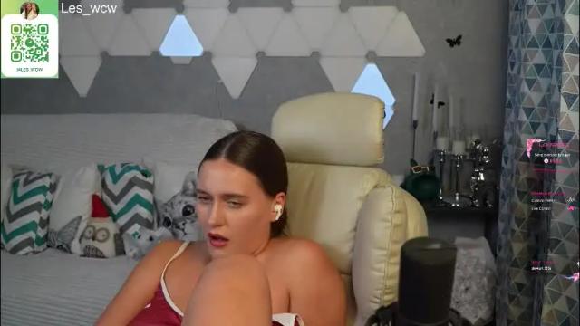 Image 8 of lesliekorfs Stream on Chaturbate on 2 months ago