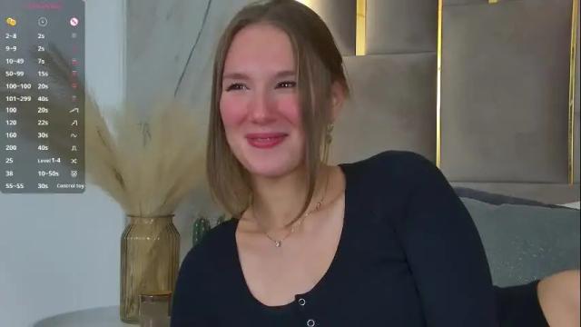 Image 2 of lesliemines Stream on Chaturbate on 1 month ago