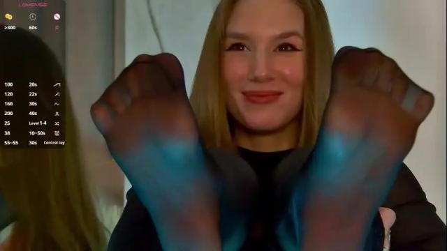 Image 7 of lesliemines Stream on Chaturbate on 18 days ago