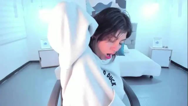 Image 7 of lesliemoon_ Stream on Chaturbate on 1 month ago