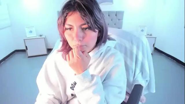 Image 7 of lesliemoon_ Stream on Chaturbate on 1 month ago