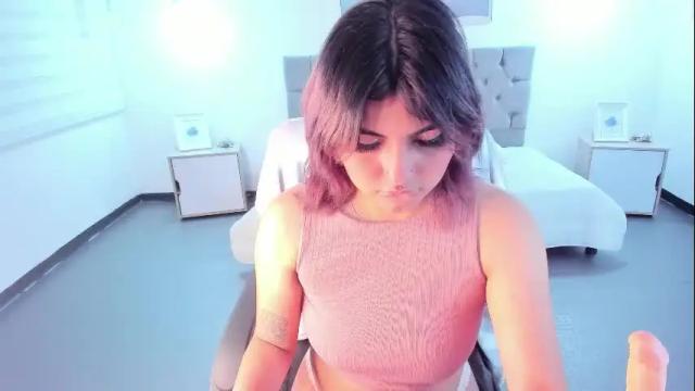 Image 6 of lesliemoon_ Stream on Chaturbate on 1 month ago