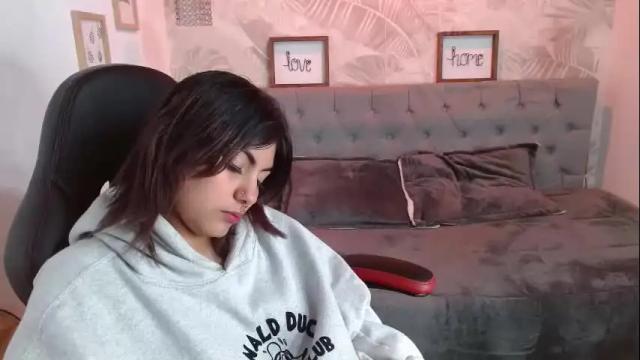 Image 12 of lesliemoon_ Stream on Chaturbate on 20 days ago