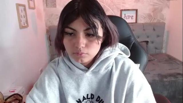 Image 2 of lesliemoon_ Stream on Chaturbate on 20 days ago