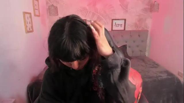 Image 7 of lesliemoon_ Stream on Chaturbate on 15 days ago
