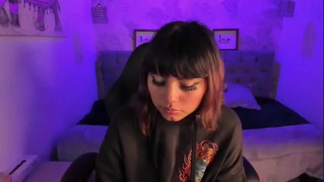 Image 4 of lesliemoon_ Stream on Chaturbate on 6 months ago