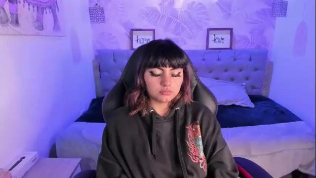 Image 8 of lesliemoon_ Stream on Chaturbate on 6 months ago