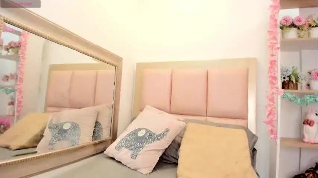 Image 2 of lesly_parker_ Stream on Chaturbate on 21 days ago