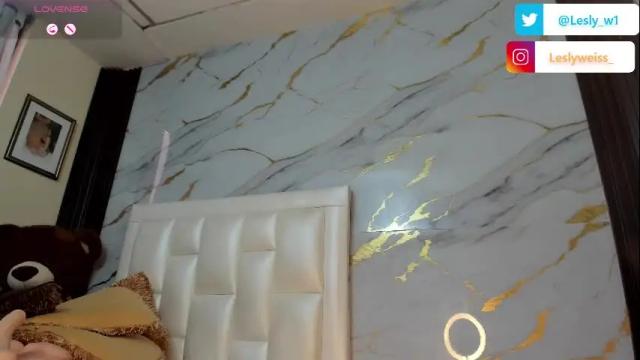Image 7 of lesly_w Stream on Chaturbate on 1 month ago