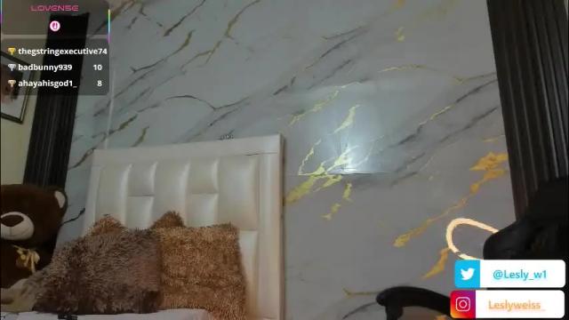 Image 8 of lesly_w Stream on Chaturbate on 24 days ago