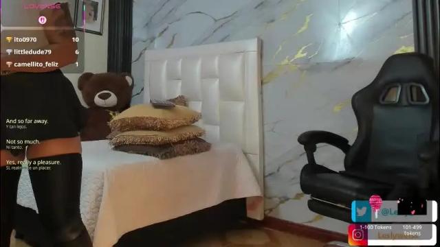 Image 3 of lesly_w Stream on Chaturbate on 17 days ago