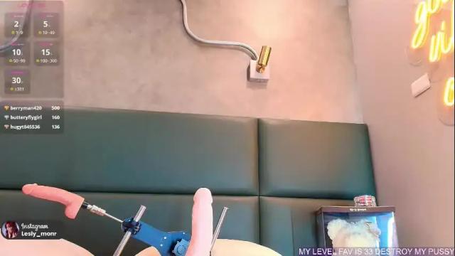 Image 2 of leslymonroe Stream on Chaturbate on 17 days ago