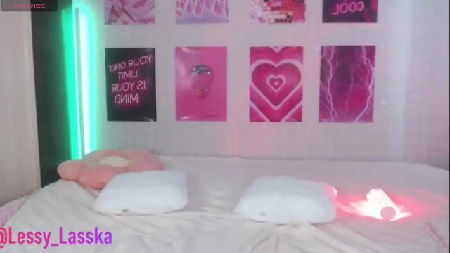 Image 12 of lessy_lasska Stream on Chaturbate on 2 days ago