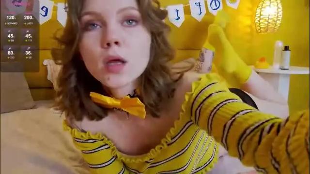 Image 4 of lessysweety Stream on Chaturbate on 1 month ago