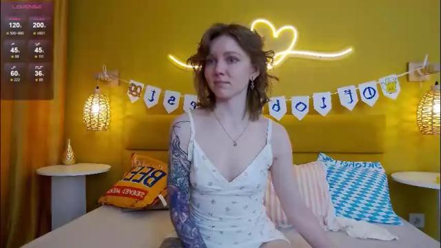 Image 3 of lessysweety Stream on Chaturbate on 29 days ago