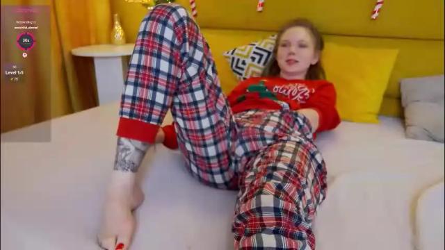 Image 2 of lessysweety Stream on Chaturbate on 1 month ago