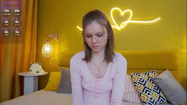 Image 6 of lessysweety Stream on Chaturbate on 7 days ago