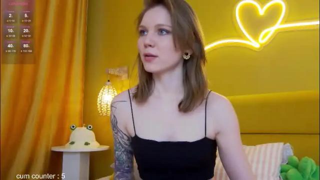 Image 2 of lessysweety Stream on Chaturbate on 5 days ago