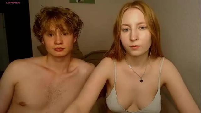 Image 4 of lessyxjhony Stream on Chaturbate on 21 days ago