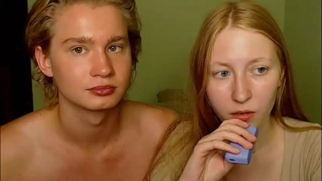 Image 7 of lessyxjhony Stream on Chaturbate on 2 months ago