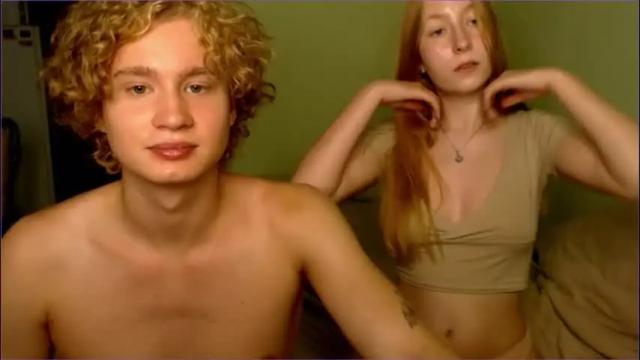 Image 12 of lessyxjhony Stream on Chaturbate on 1 month ago