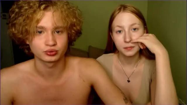 Image 2 of lessyxjhony Stream on Chaturbate on 1 month ago