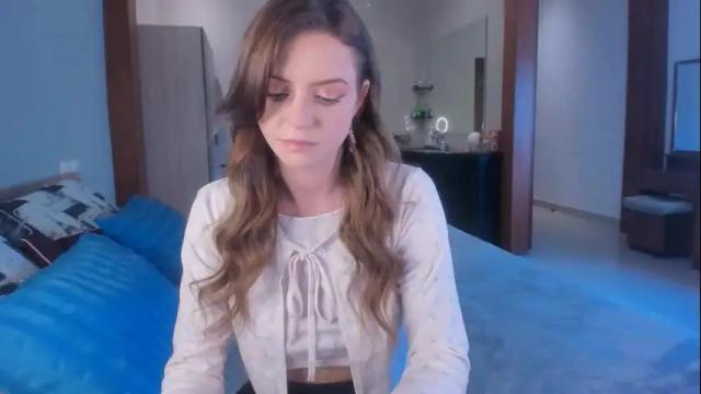 Image 12 of lesya_krutalevich Stream on Chaturbate on 24 days ago