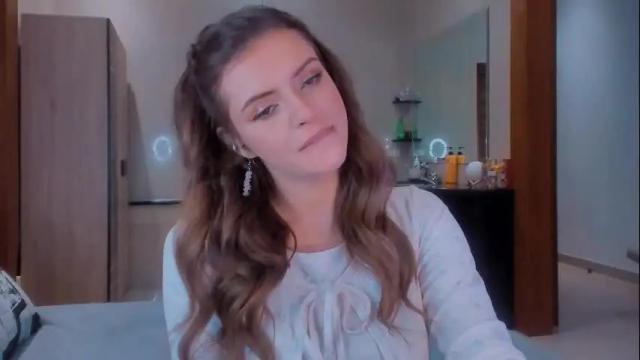 Image 10 of lesya_krutalevich Stream on Chaturbate on 18 days ago