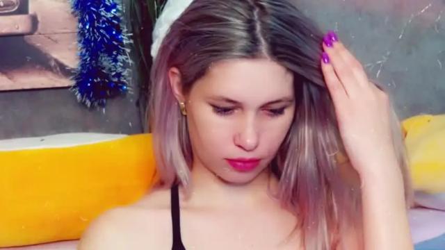 Image 2 of let_me_love_ Stream on Chaturbate on 16 months ago